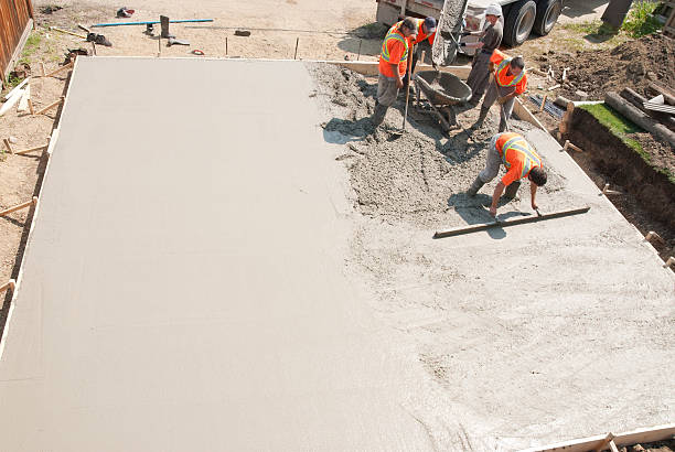 Best Driveway Concrete Repair  in Port Edwards, WI